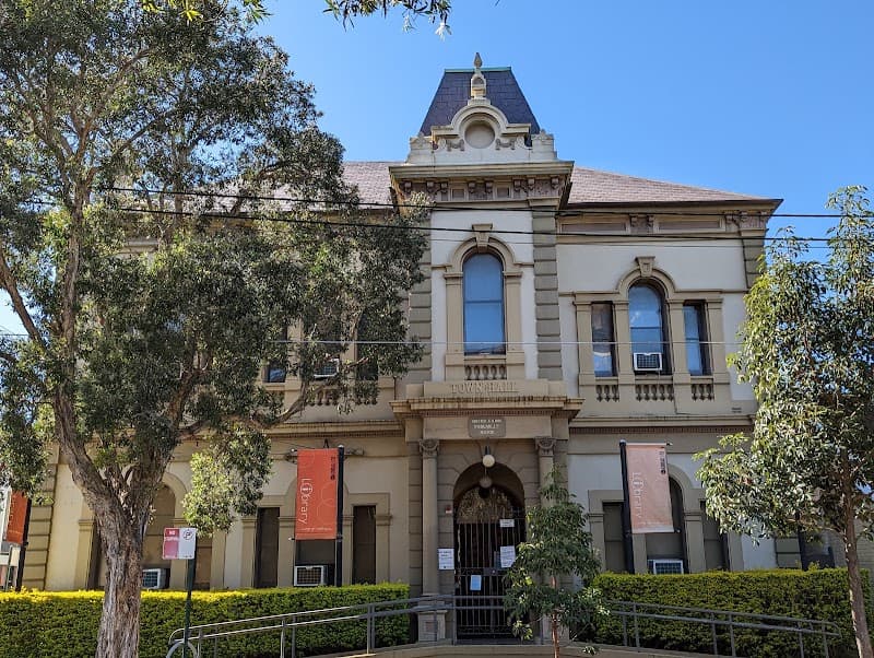 Waterloo Library